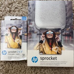 NWT: HP Sprocket White Photo Printer Bundle